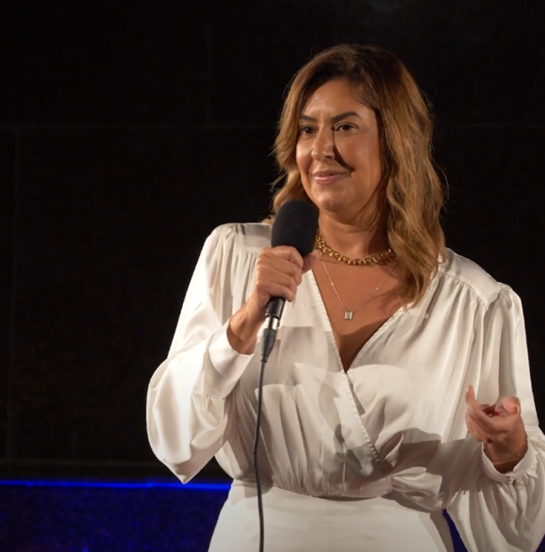 Renata Gil defende representatividade feminina no TEDxRio