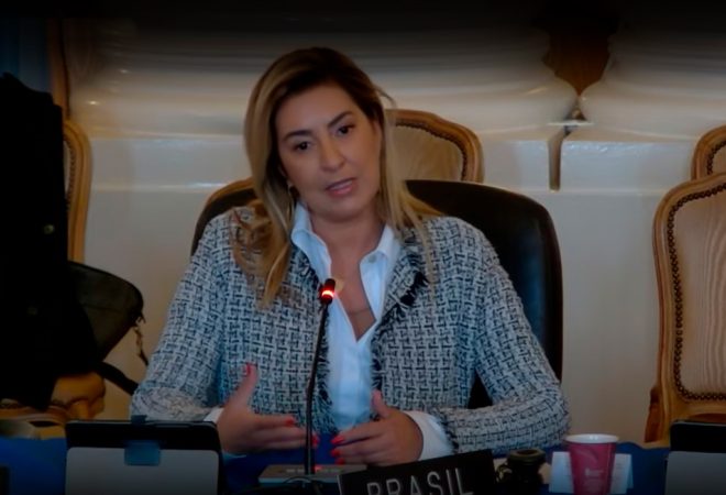 Na OEA, Renata Gil expõe ações em prol do combate à violência de gênero