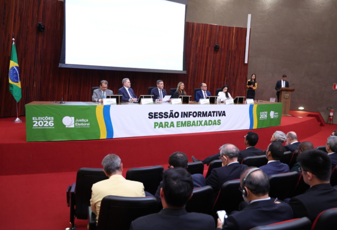 TSE destaca segurança e transparência do sistema eleitoral a representantes diplomáticos